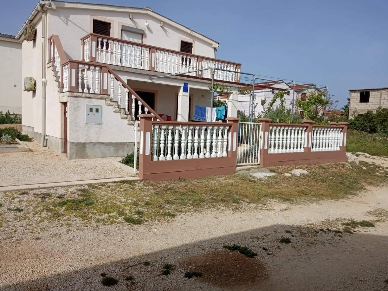 Apartman Borosa Vir Exterior photo